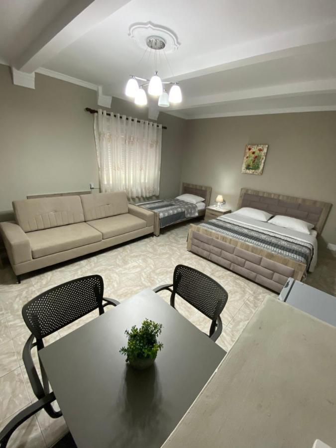 Vila Ajdinaj Berat Extérieur photo