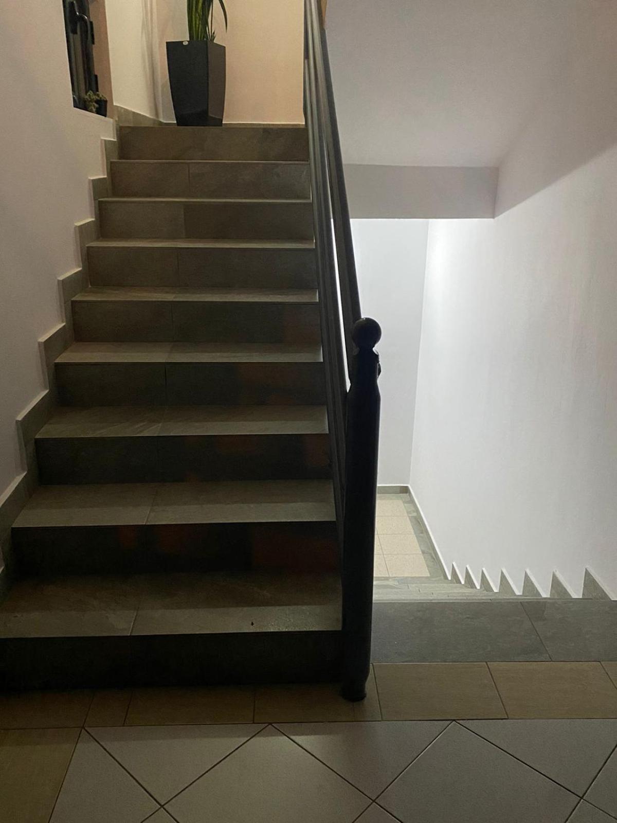 Vila Ajdinaj Berat Extérieur photo